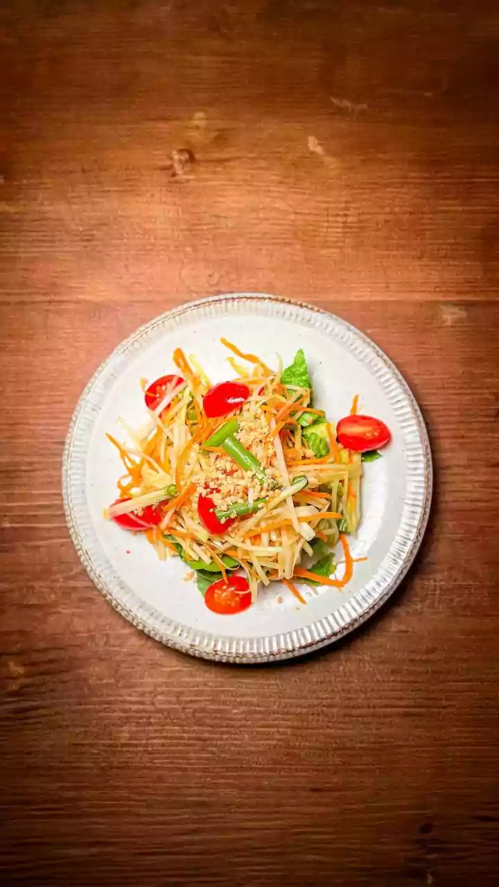 A Fresh Papaya Plate Offers Colour, Fibre and Natural Sweetness