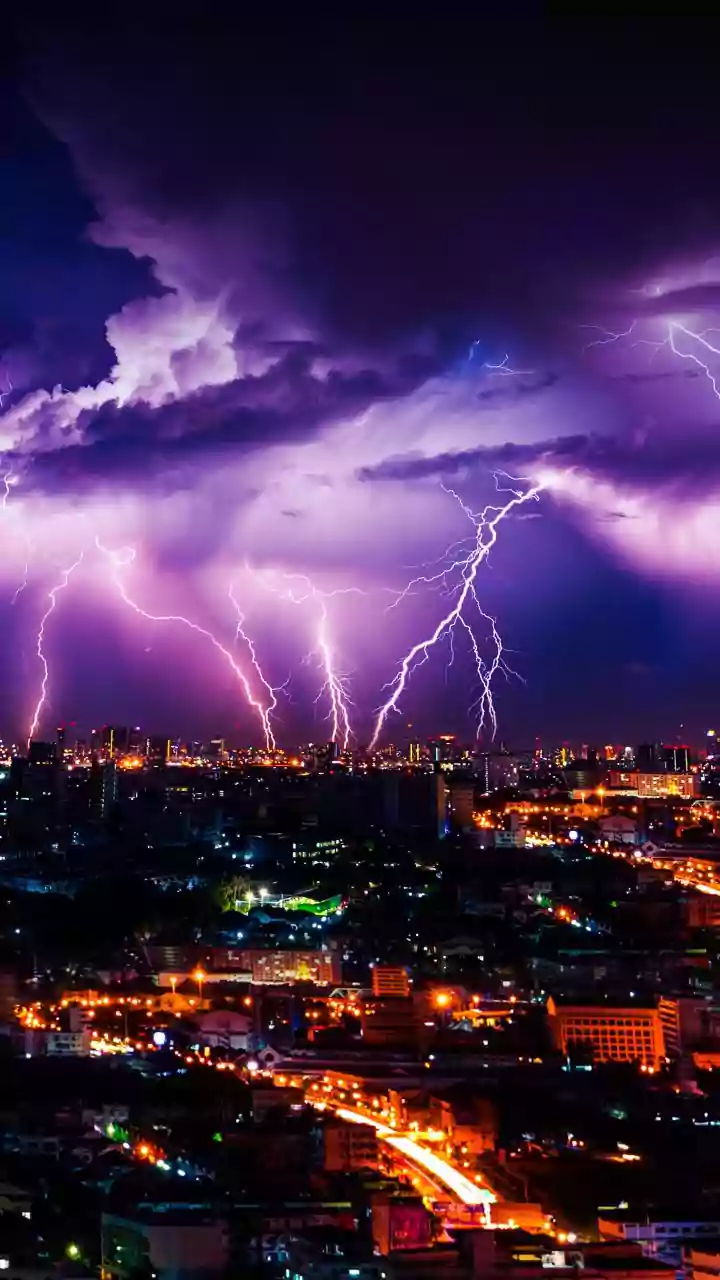 IMD’s Patna update—intense rain and lightning may impact commutes and outdoor schedules today.