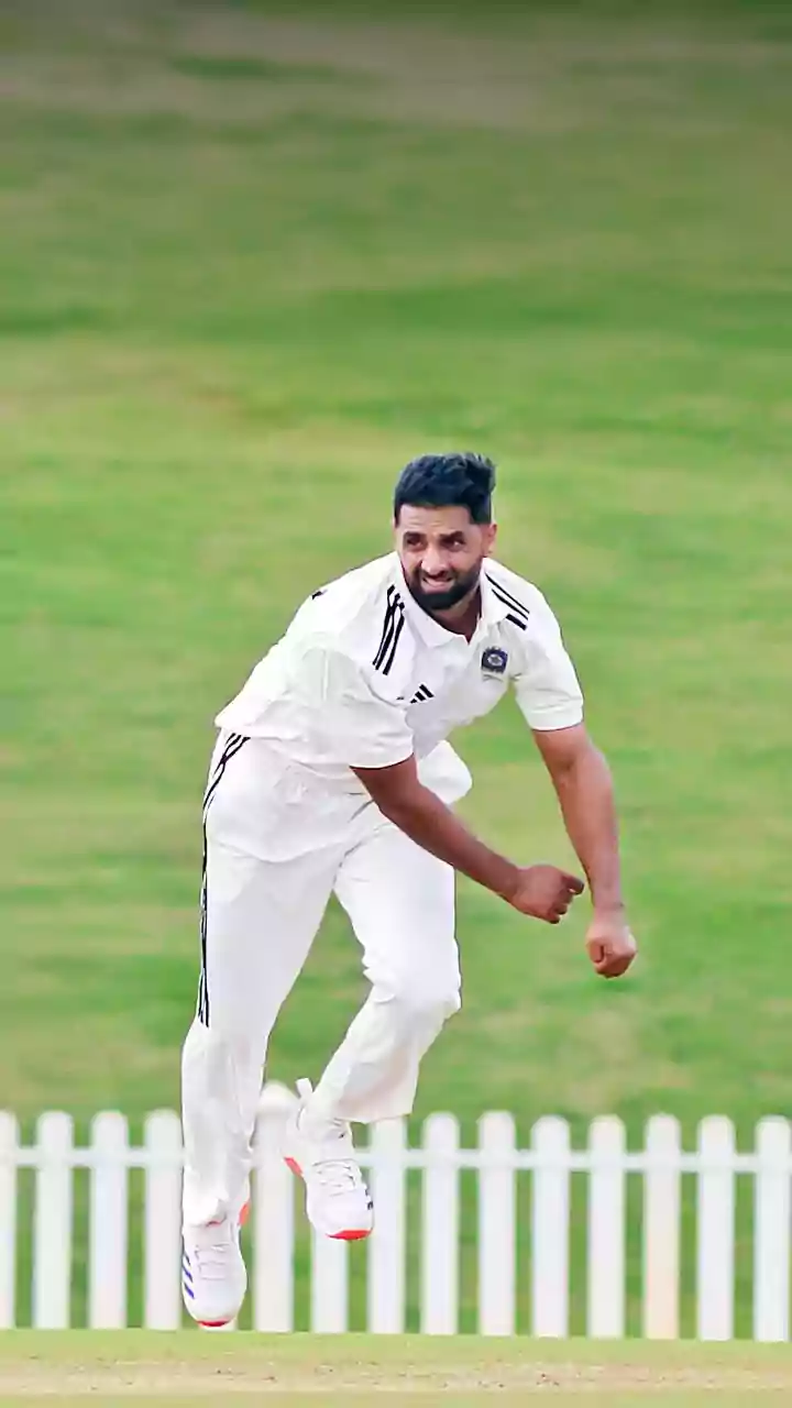 Who is Auqib Nabi? The talk of the town for IPL Auction 2026