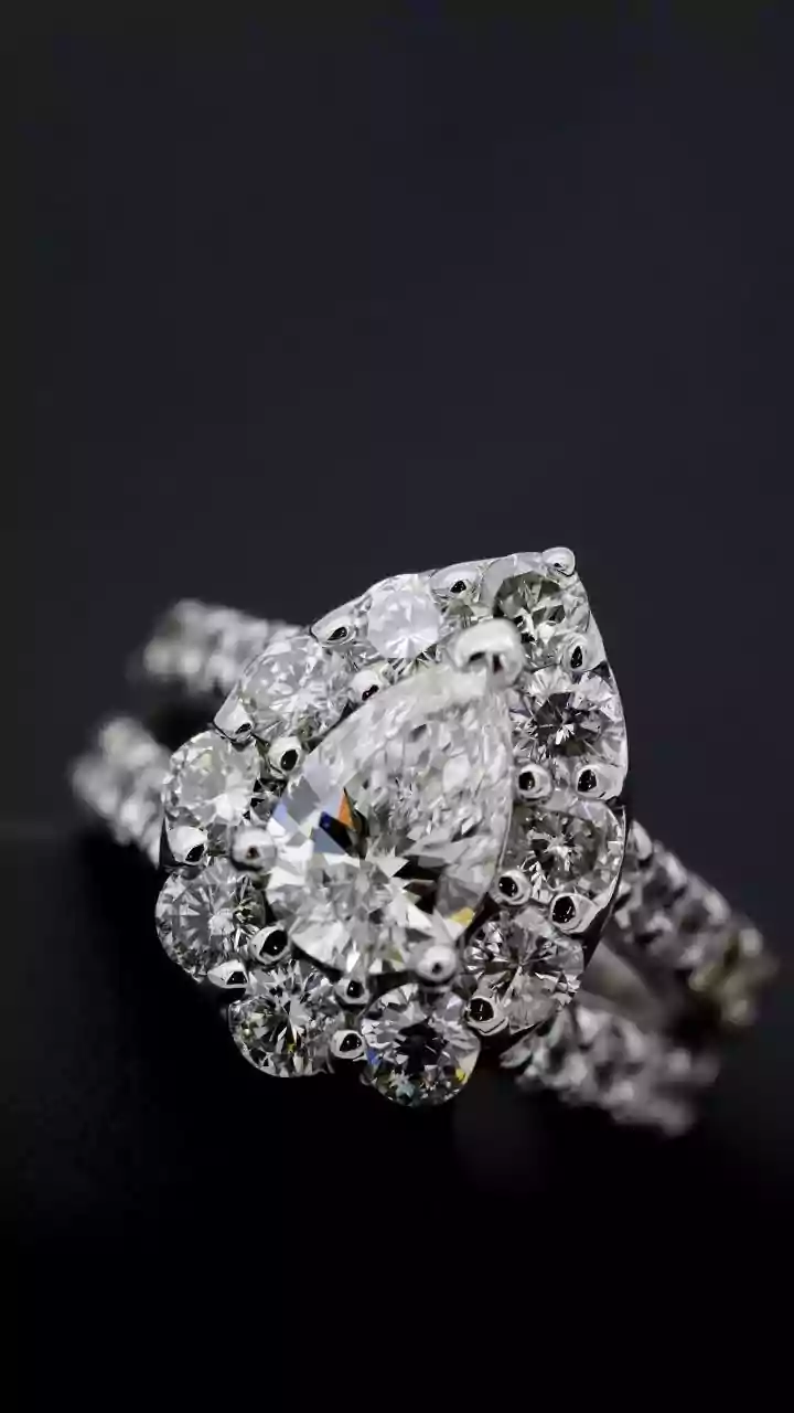 Platinum vs. Silver: Unpacking the Key Differences in Precious Metals