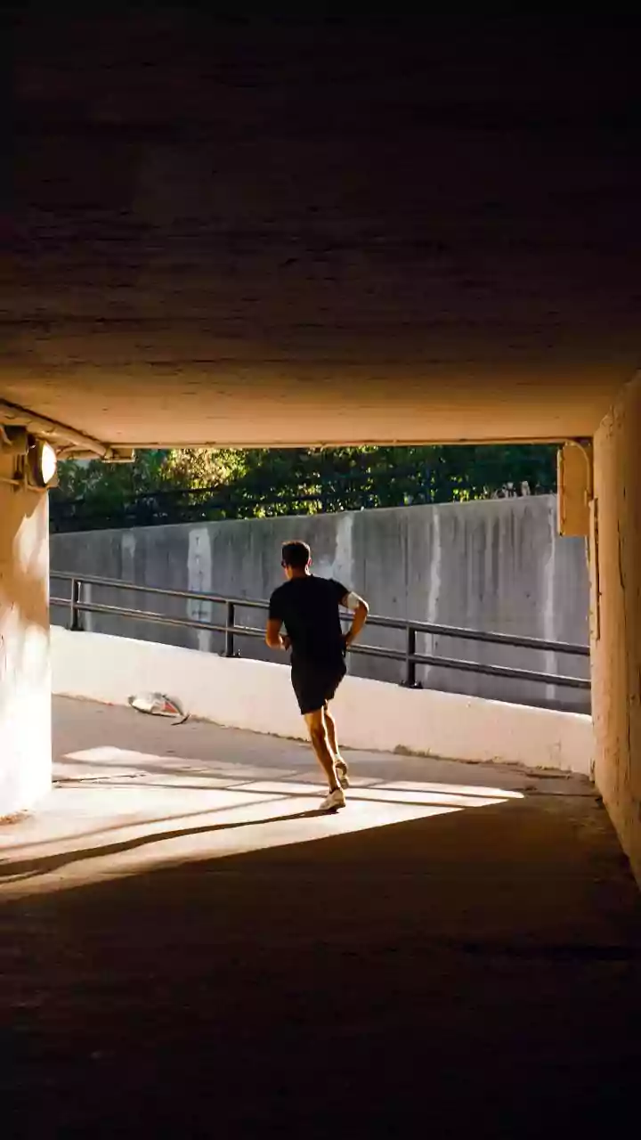 Corrida vs Caminhada: o que realmente funciona para emagrecer?