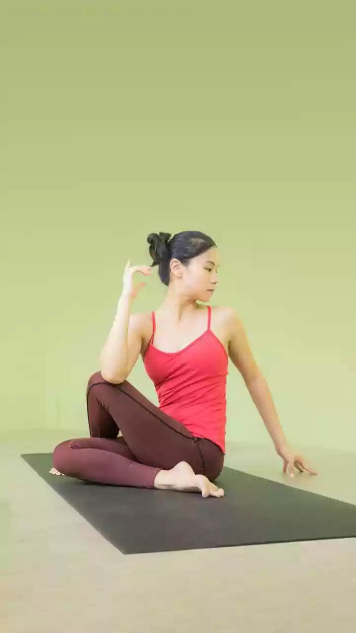 Uric Acid: Swami Ramdev recommends Yoga asanas to ease joint pain and improve kidney function