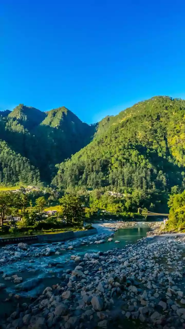 Why Kasol And Bir Are Attracting Remote Freelancers Looking For Affordable Stays