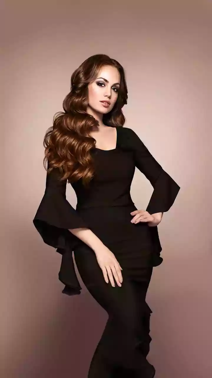 Try Volume At The Crown Versus The Sides When Exploring Hairstyles For Round Faces
