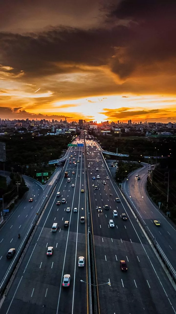 Bio engineered binders in self healing asphalt keep urban roads smooth after rain