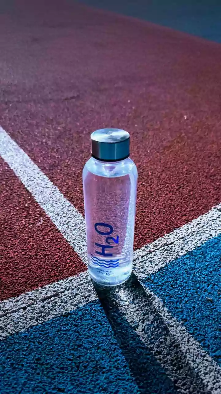 Hidratação no treino: quanta água beber antes, durante e depois do exercício