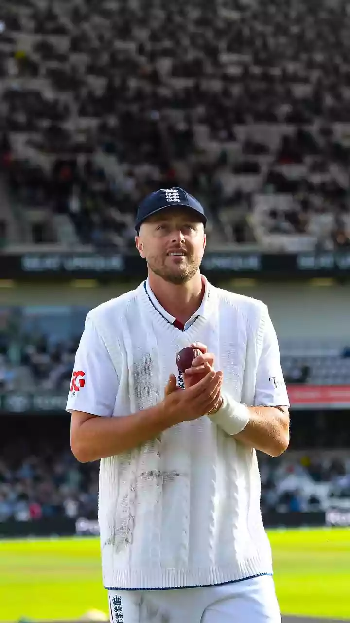 England vs Pakistan: Josh Tongue and Ollie Robinson split Headingley ball in half, here's why!