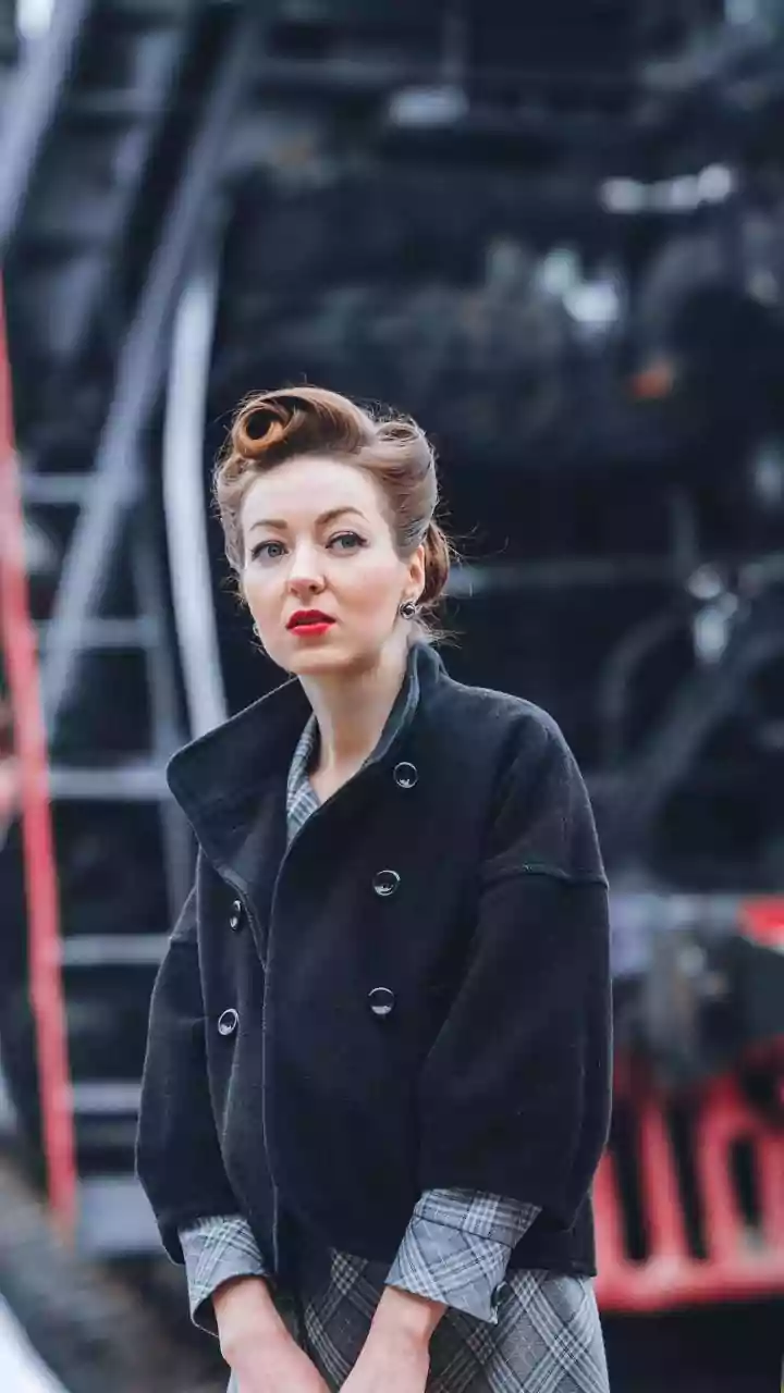 Love vintage hairstyles? You'll enjoy these modern adaptations