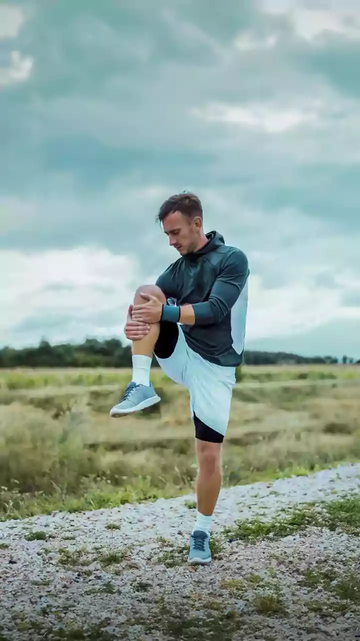 Post-Run Recovery Upgrades: Why Short Contrast Showers Beat Traditional Ice Plunges