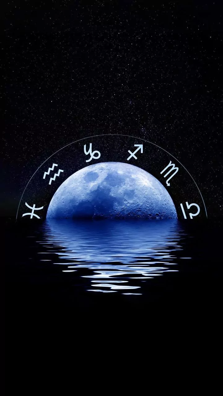 Unveiling Zodiac Compatibility: Love, Life & You!