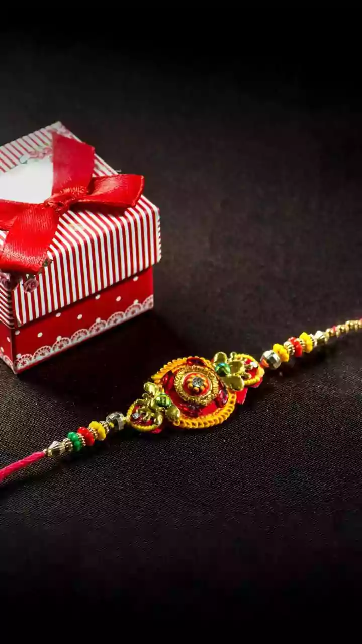 Rakhi Gifts Need Personality, Not Panic