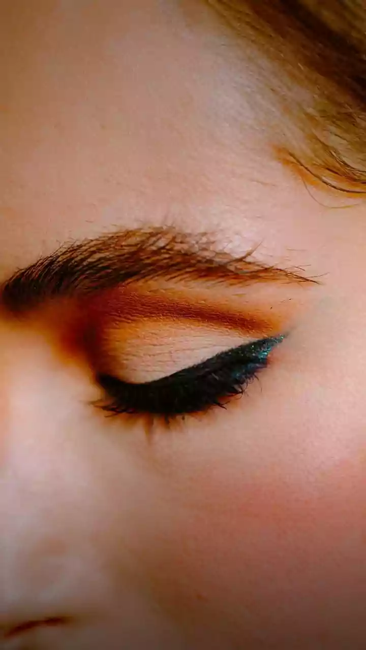 Why Do My Eyes Burn? Common Triggers And Effective Treatments