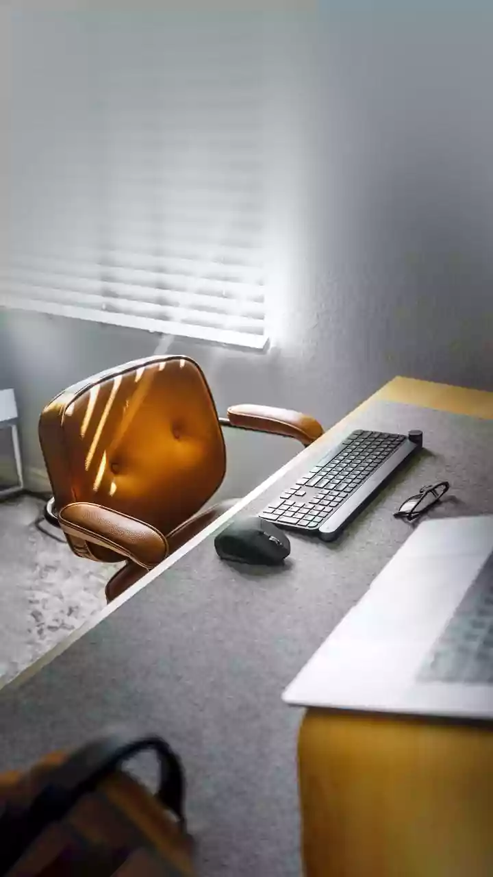 Leo Horoscope: April 26 - May 2, 2026: Navigating Work Demands and Rewarding Efforts