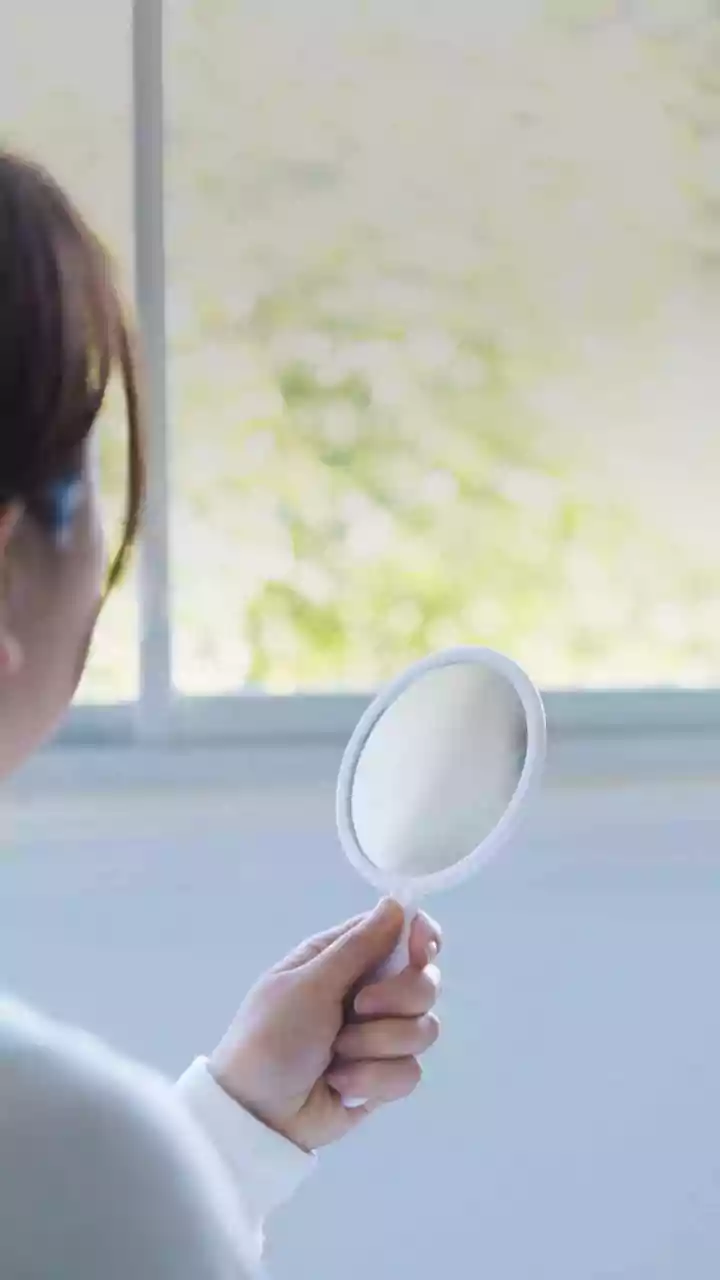 Mirror Gazing: Unlock Self-Awareness and Inner Peace Through Reflection