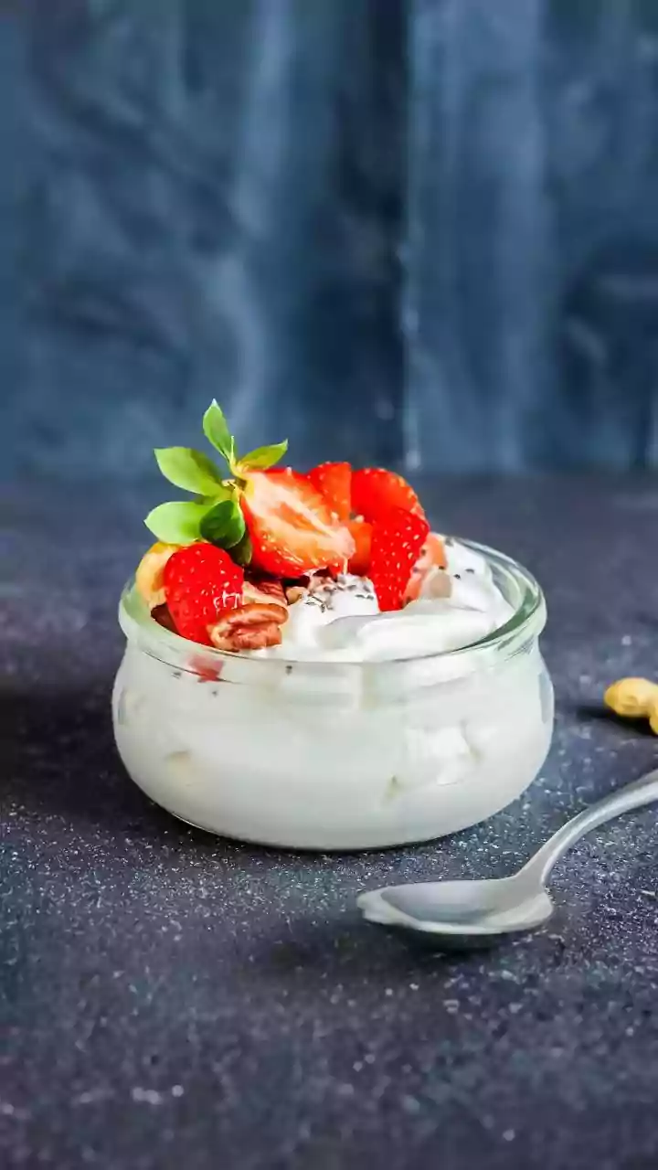 Yoghurt Breakfasts Work Better When Added Sugar Stays Modest