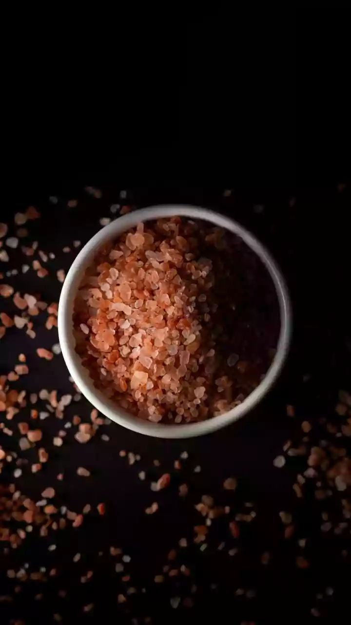 How to use black salt in vegetarian dishes