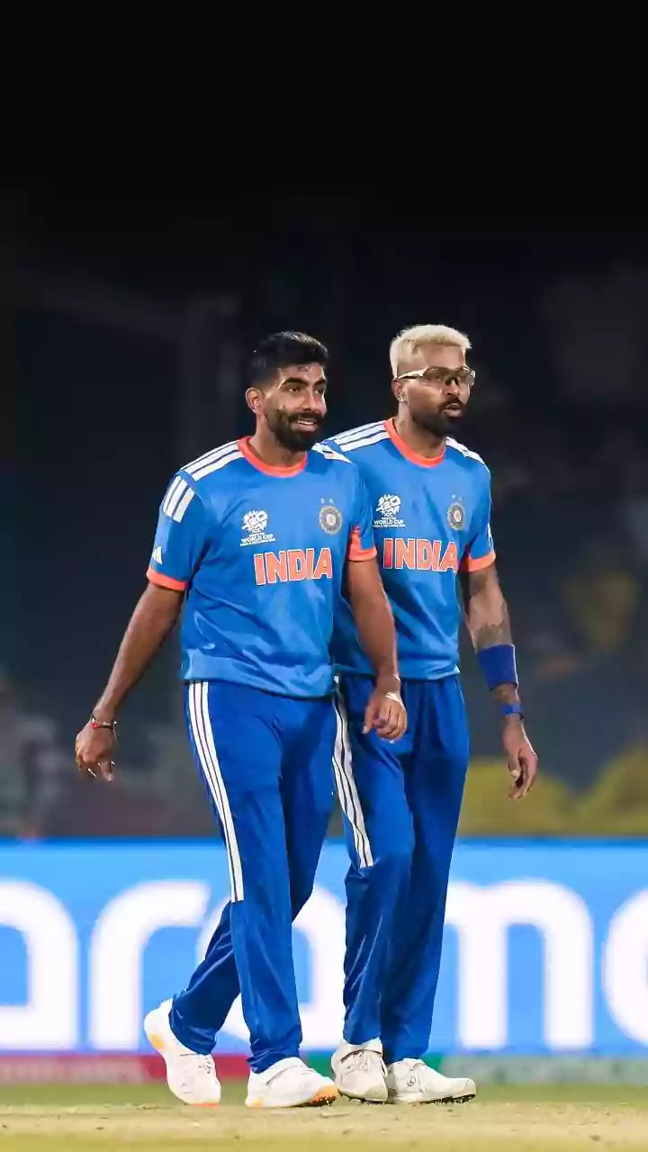 Bumrah, Pandya strike as Pakistan in trouble at 34 for 4 in T20 World Cup