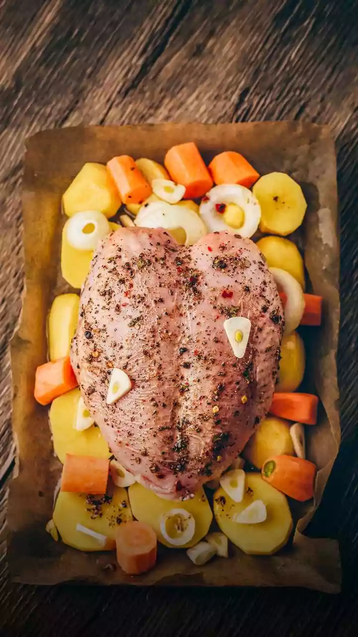 Qual carne tem mais proteína: veja comparação entre boi, frango, peixe e porco