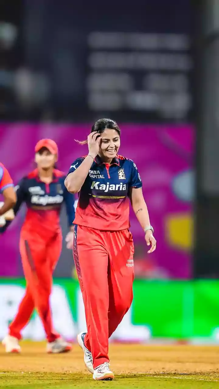 Sayali Satghare, Gautami Nayak star as RCB beat Gujarat Giants to bag 5th win in a row in WPL 2026