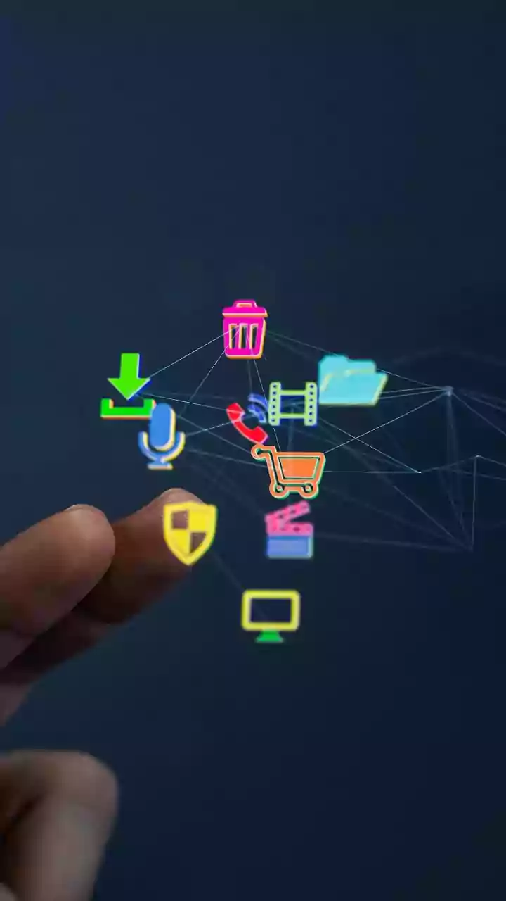 Decoding Digital News: Key Features Explained