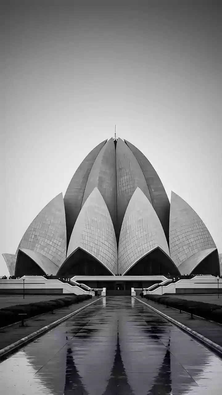 Delhi chokes as AQI nears 'severe' level