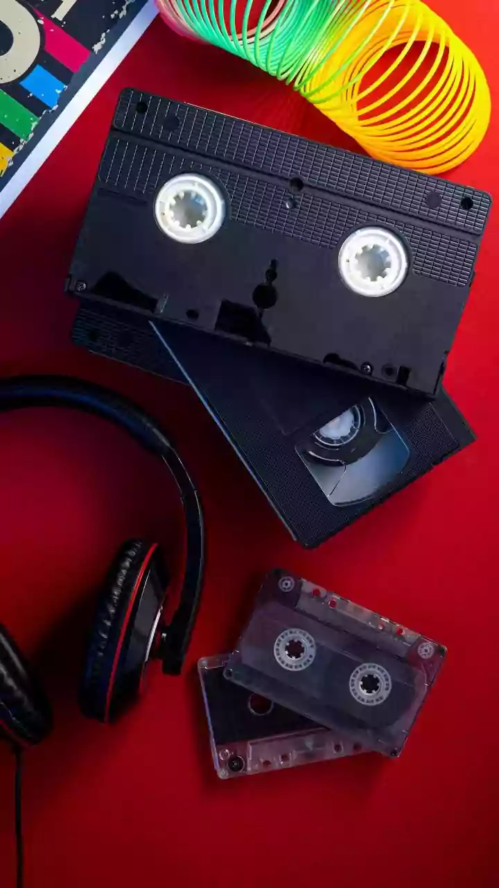 Why Young Indians Are Falling For Songs From Another Era