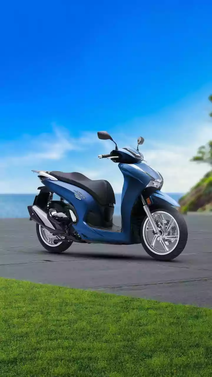 Yamaha recalls over 3 lakh 125cc hybrid scooters over brake issue