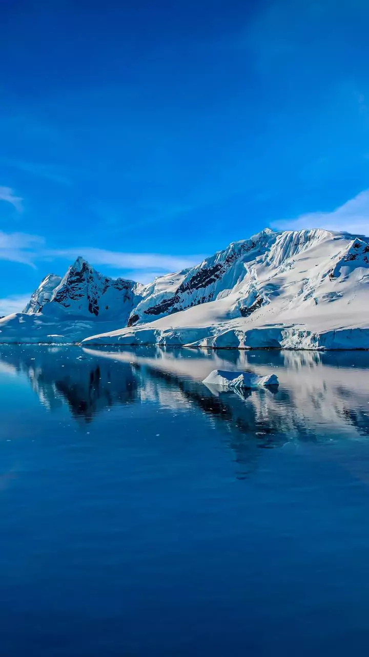 Weather keeps stalling Thwaites Glacier drilling in Antarctica