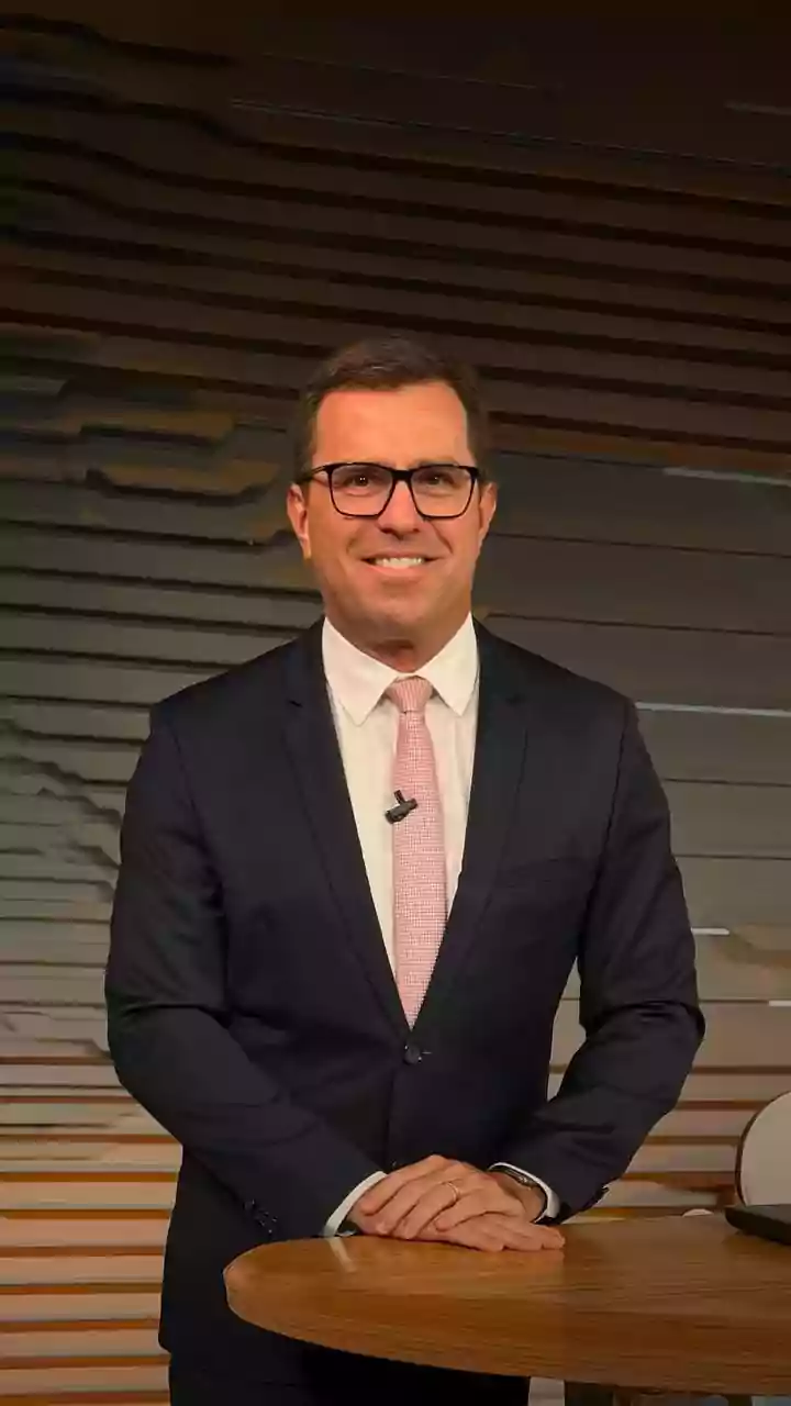 SBT mira Rodrigo Bocardi, mas espera encaixe ideal para bater o martelo