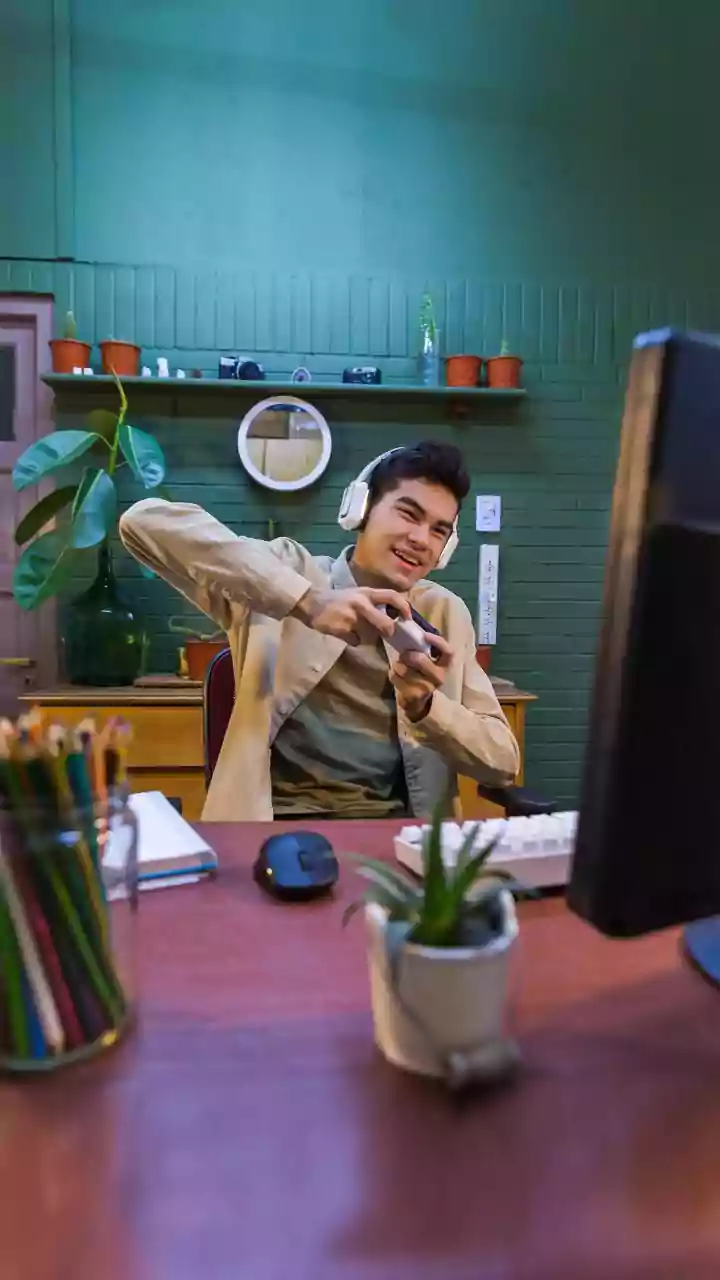 How Desk Workers Can Daily Practice Isometric Neck Loading To Prevent Posture Tension Headaches
