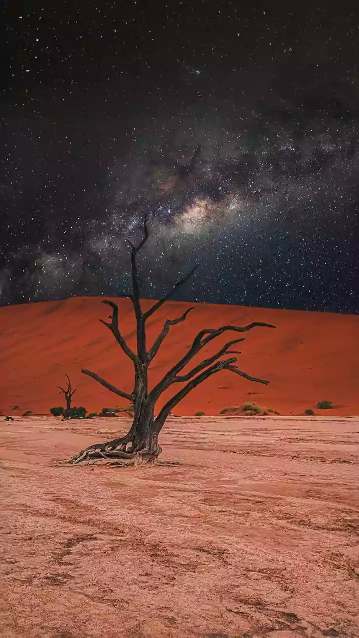 What makes Namibia a hotspot for stargazing