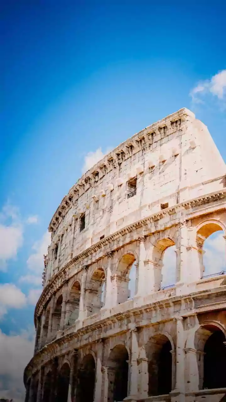 Roma ganha mirante de tirar o fôlego com vista para o Coliseu