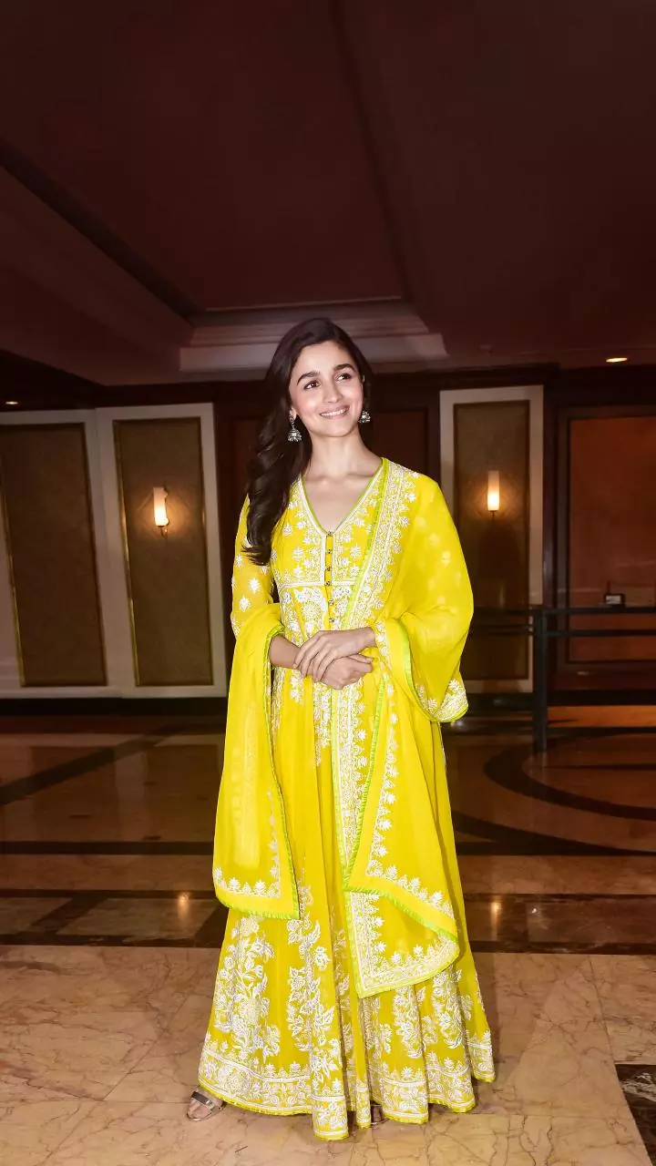 Alia Bhatt's Desi Diet Secrets Revealed
