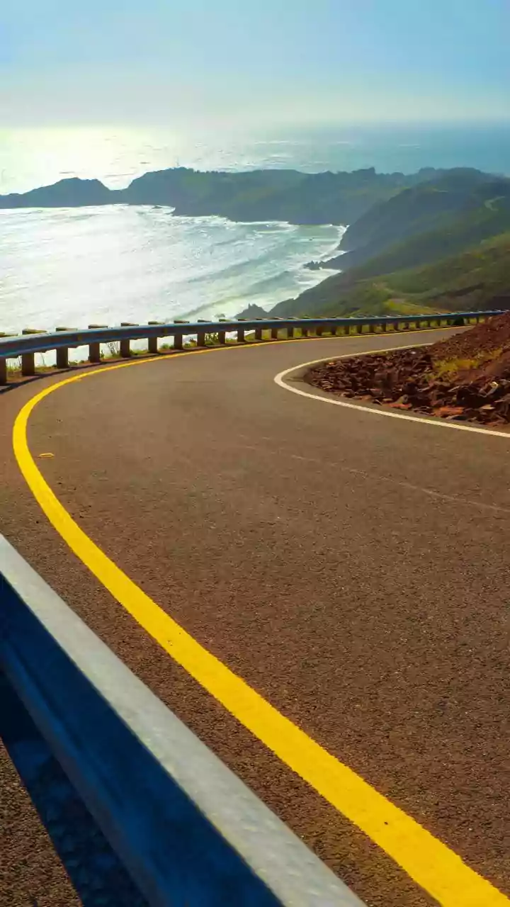 Oman Winding Coastal Highways Offer the Best Friend Group Roadtrip
