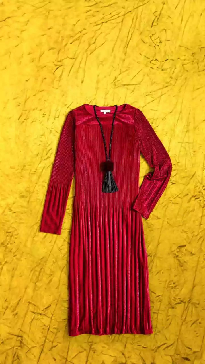 Winter Elegance: Must-Have Velvet Kurta Sets