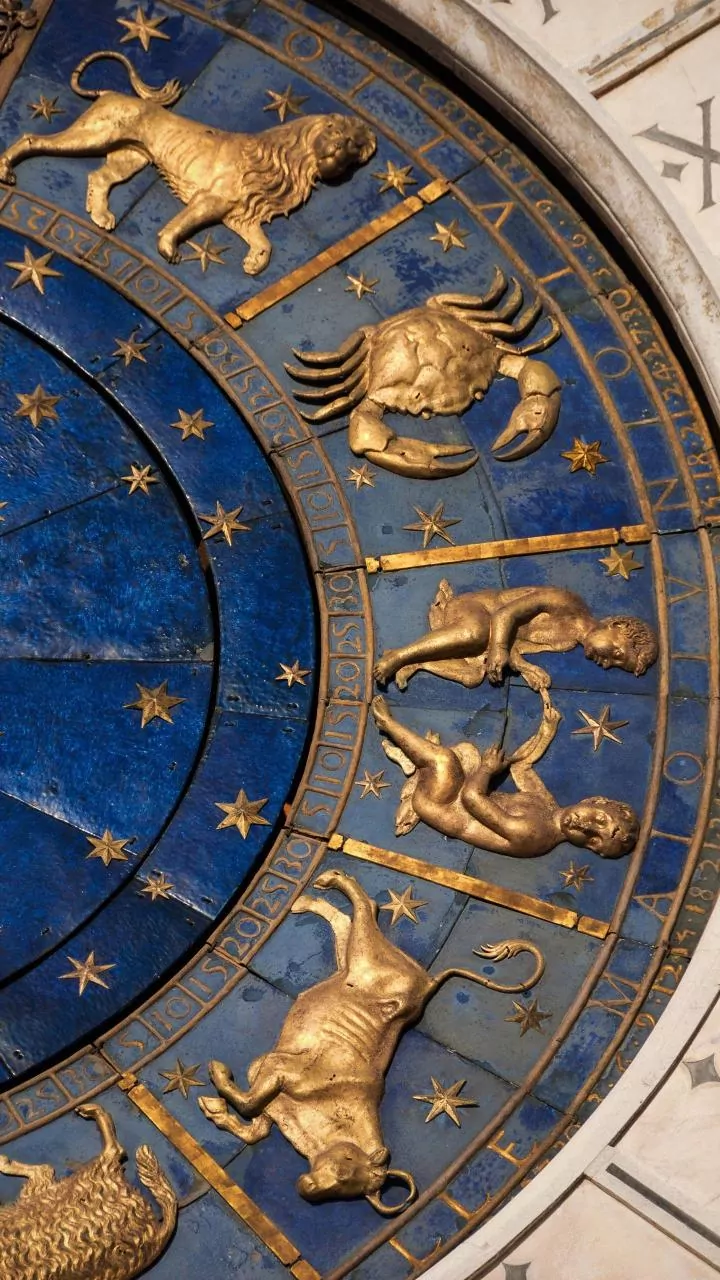 Horoscope Today: Astrological Predictions on December 27, 2025, For All Zodiac Signs