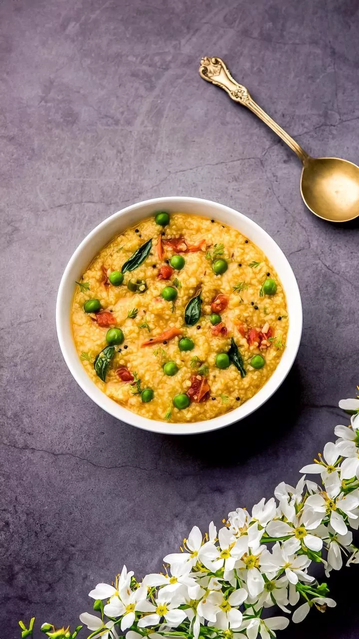 Power Meals For Navratri Easy Sabudana Khichdi Kuttu Puris And Creamy Makhana Kheer