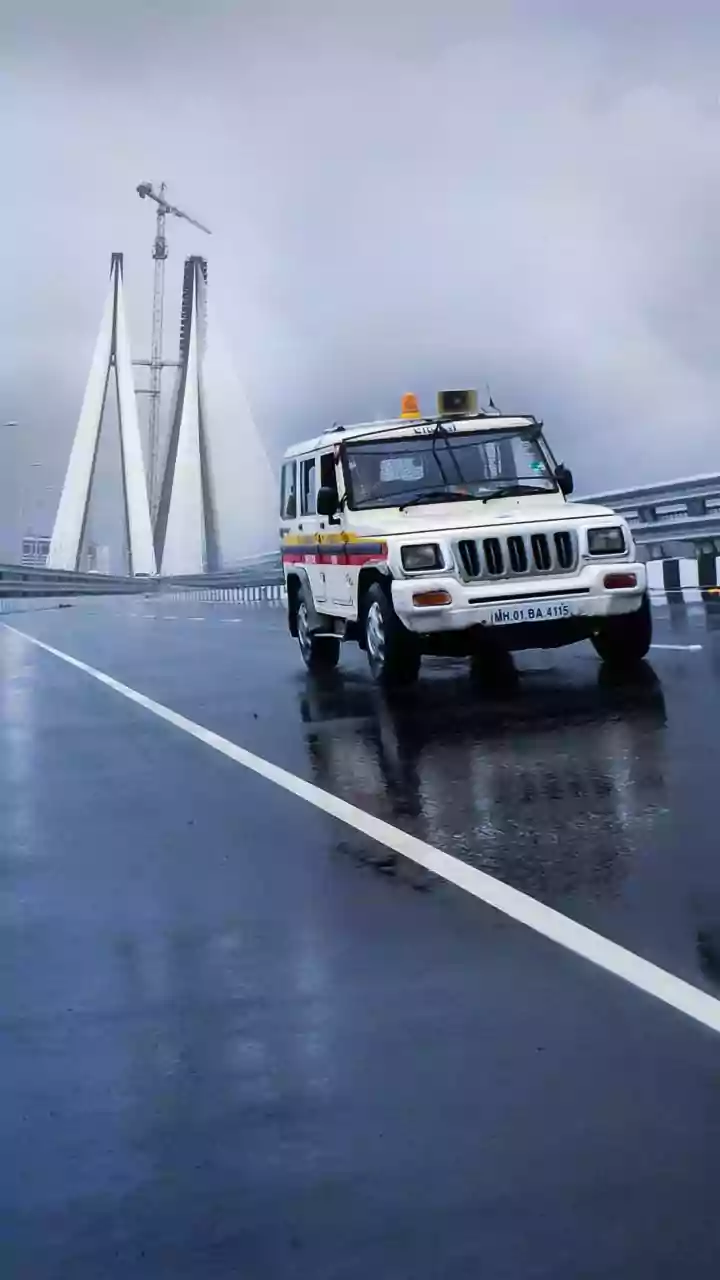 Mumbai, Thane Wake Up To Unseasonal Rain, IMD Issues Yellow Alert