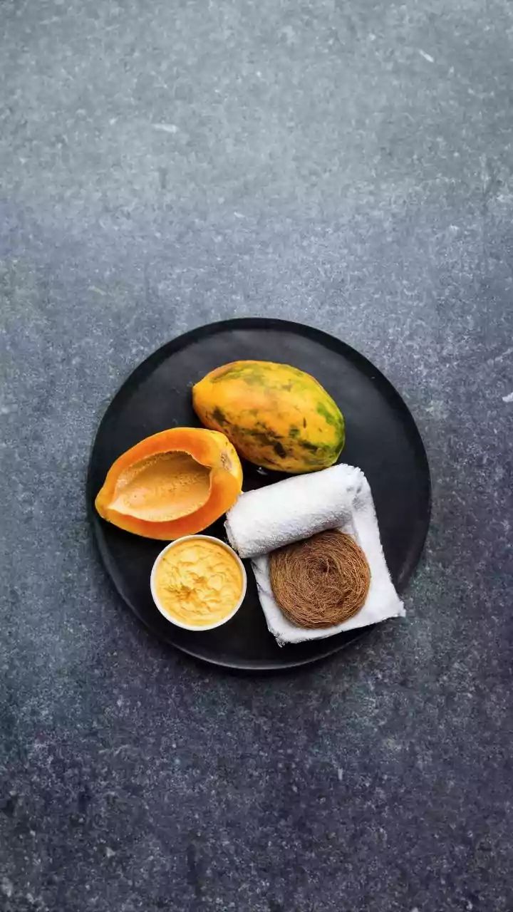 Freshly Cut Papaya Is Safer Than Poorly Stored Street-Side Fruit