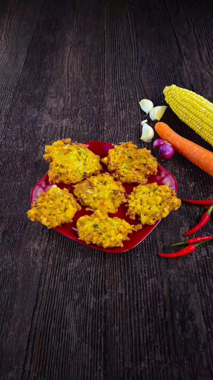Corn Pakoras Are Having A Monsoon Snack Moment