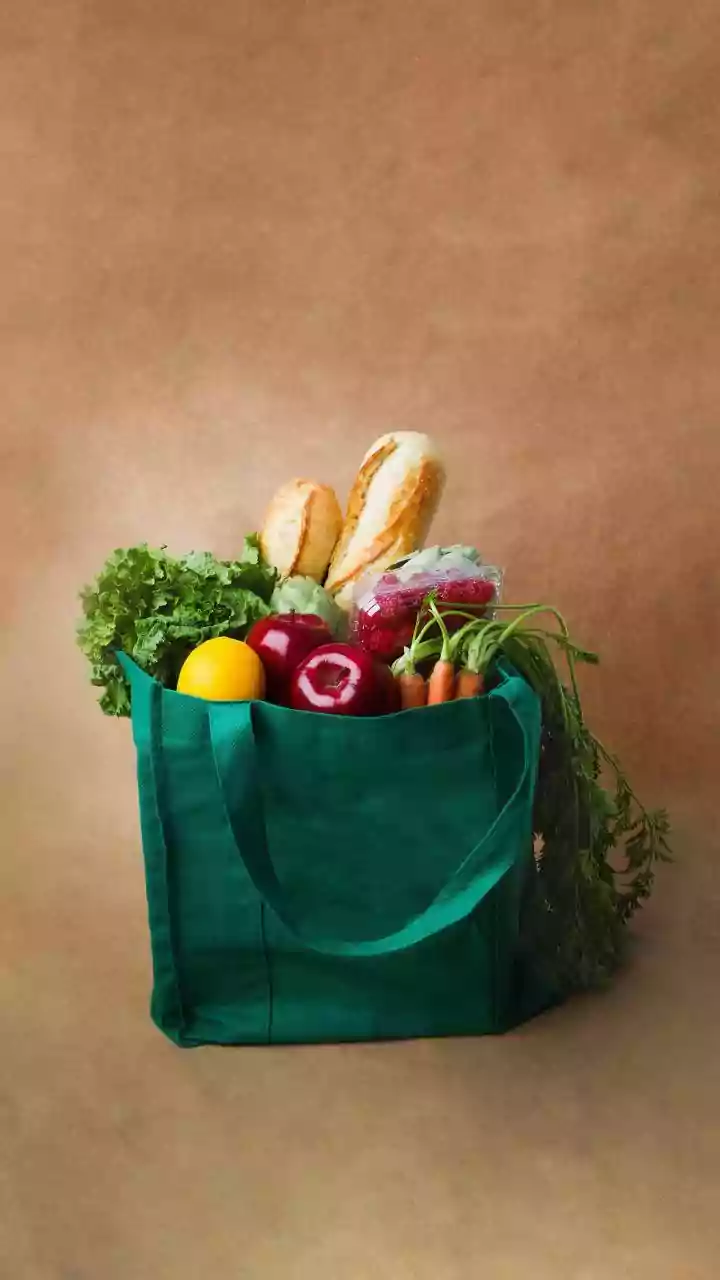 Keep your reusable shopping bags smelling fresh: Some tips