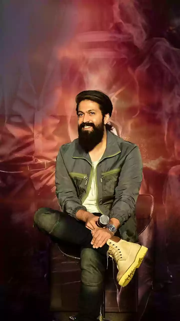 Yash Opens Up About KGF CLASHING With Shah Rukh Khan's Zero: Our Film Was Small