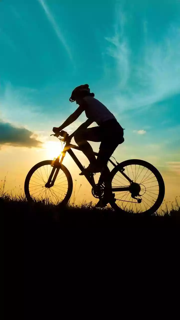 Cycling v/s Tai Chi: Which is better for stress relief?