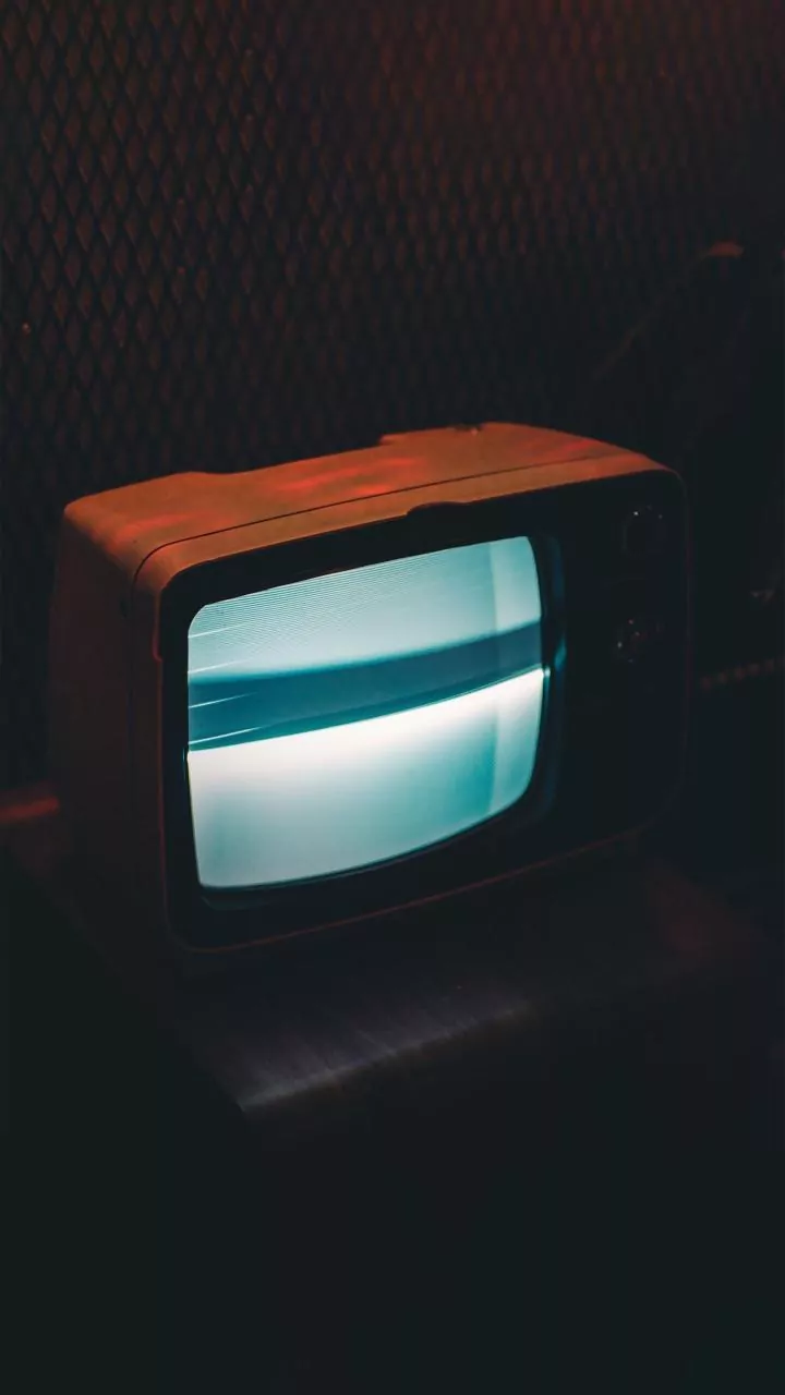 How Flexible Streaming Services Replaced Fixed Evening TV Soap Hours Across Indian Family Homes Today