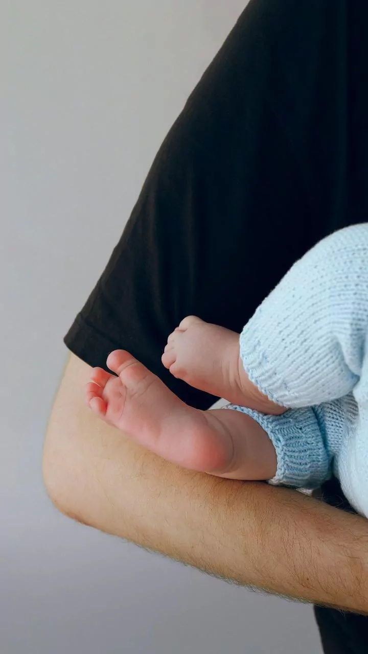 Diaper on Head? Dad's Genius 'Jugaad' to Keep Baby Warm Goes Viral