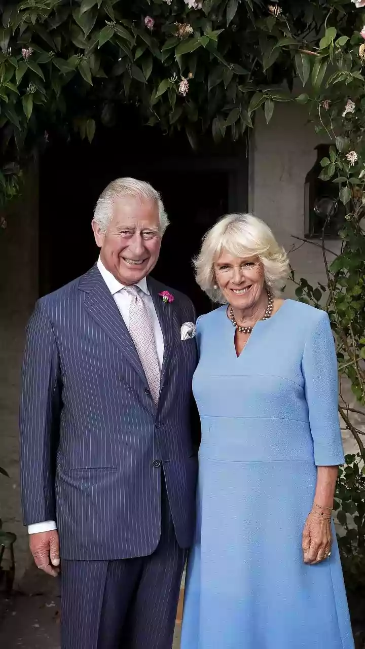 King Charles, Queen Camilla visit London's iconic Neasden Temple
