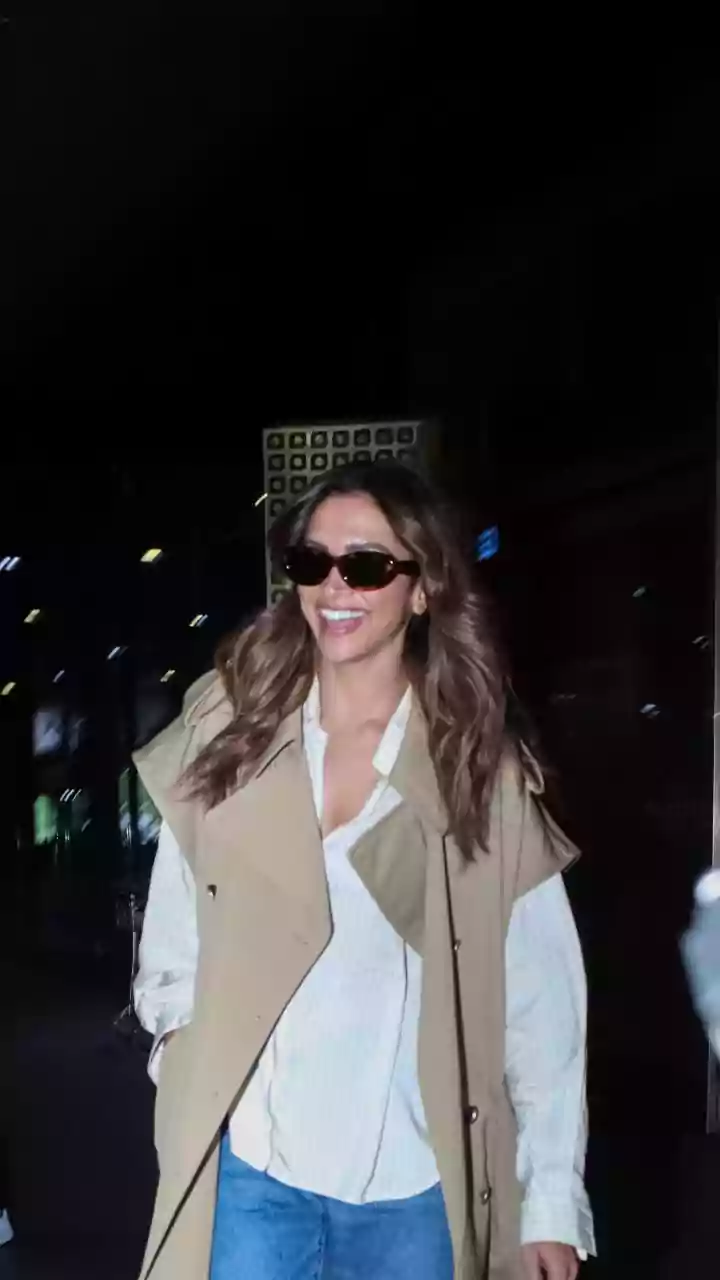 8 Months Pregnant Deepika Padukone Flies To Bangalore With Daughter Dua For THIS Reason