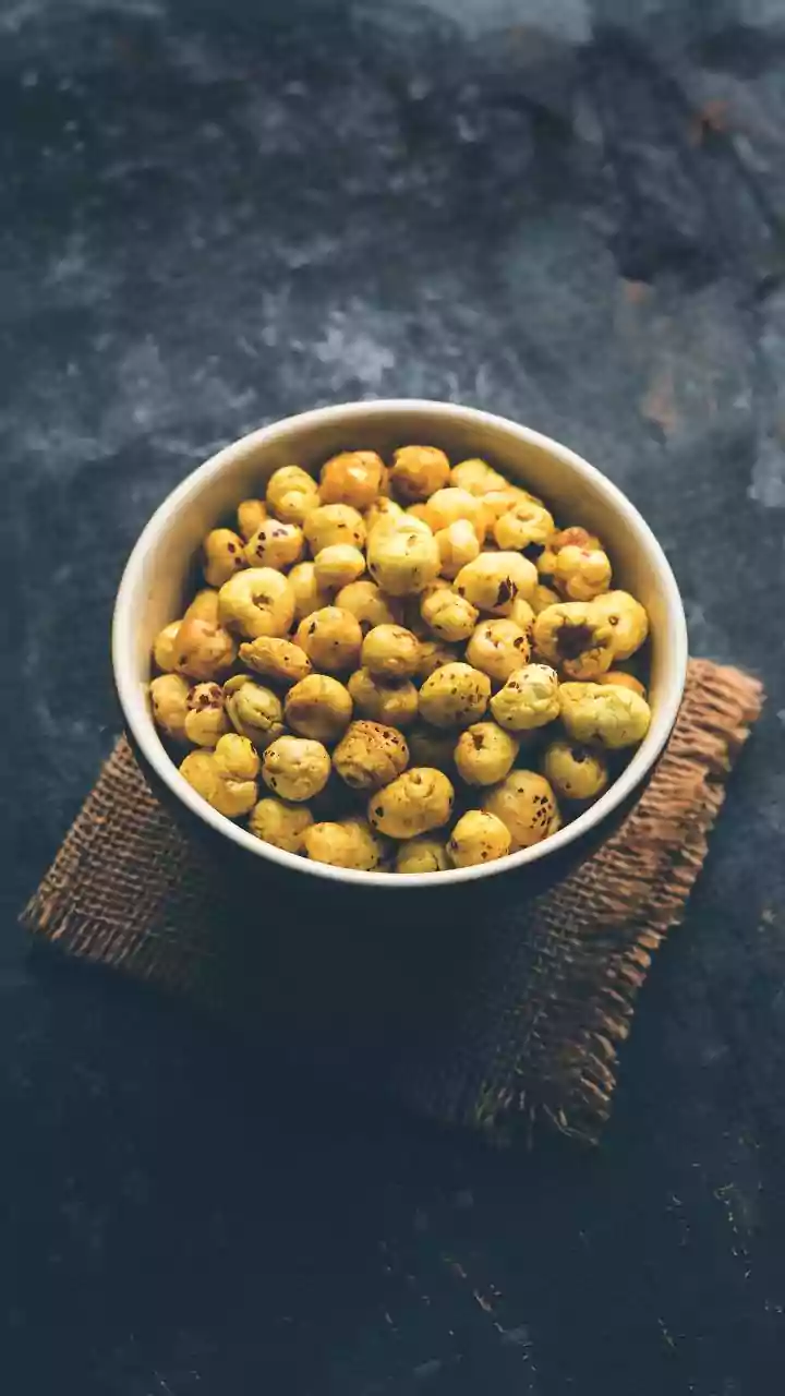 Homemade Moong Dal Popcorn: A Protein-Packed Delight!