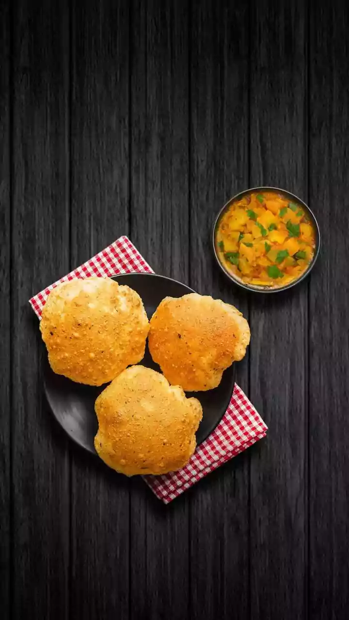 How to make puri sabzi at home