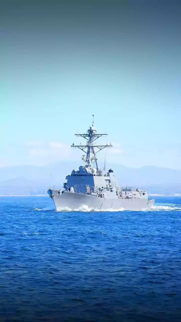 US and Russia Agree to Reestablish Military-to-Military Dialogue After Ukraine Talks